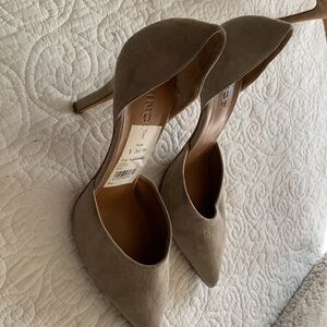 Vince taupe suede pumps
